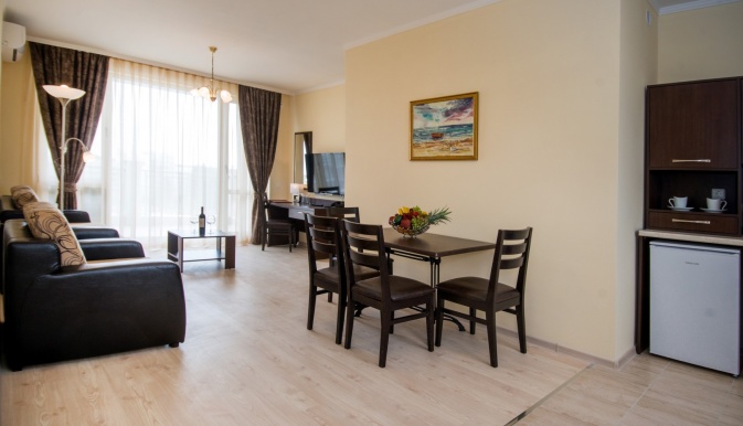 ROME_PALACE_DELUXE_APARTHOTEL_SUNNY_BEACH_BULGARIA_AIR_TOUR_TRAVELROME_PALACE_DELUXE_APARTHOTEL_SUNNY_BEACH_BULGARIA_AIR_TOUR_TRAVEL